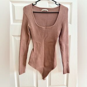 Abercrombie & Fitch Ribbed Scoop Neck Bodysuit - Brown